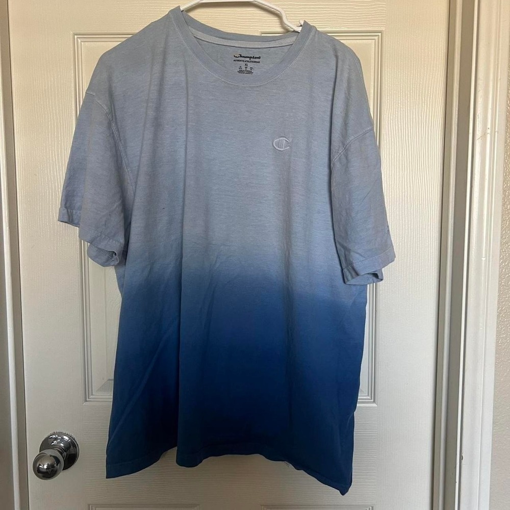 Champion tshirt